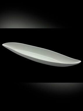 10 Strawberry Street Whittier 12" Canoe
Porcelain Boat Dish / Bowl
